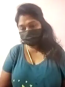 Snapshot of chaitara-reddy chatting on 12, 9, 2025 chaitara-reddy online show from 12, 9, 2025