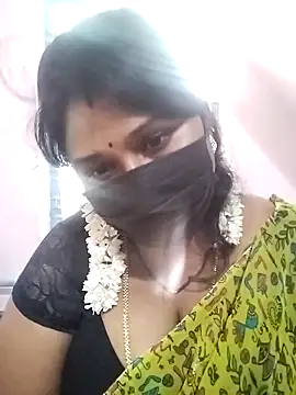 Snapshot of chaitara-reddy chatting on 9, 9, 2025 chaitara-reddy online show from 9, 9, 2025