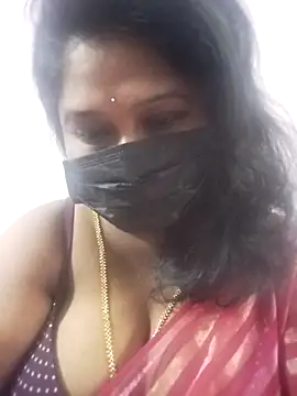 Snapshot of chaitara-reddy chatting on 17, 9, 2025 chaitara-reddy online show from 17, 9, 2025