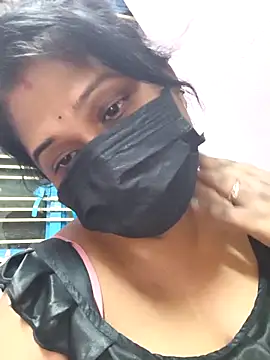 Snapshot of chaitara-reddy chatting on 3, 5, 2026 chaitara-reddy online show from 3, 5, 2026