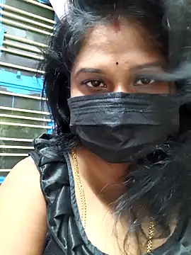 Snapshot of chaitara-reddy chatting on 25, 4, 2026 chaitara-reddy online show from 25, 4, 2026