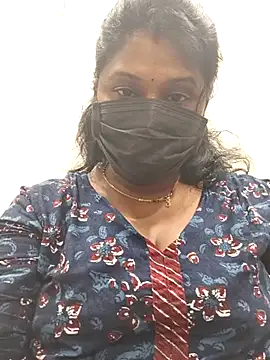 Snapshot of chaitara-reddy chatting on 20, 5, 2026 chaitara-reddy online show from 20, 5, 2026