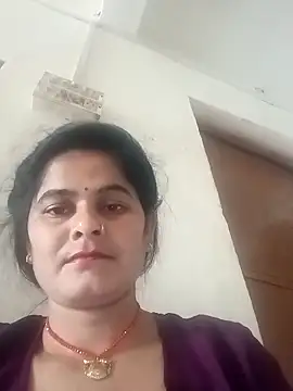 JULEE-740 online show from 18, 11, 2025