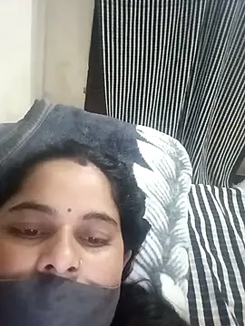 JULEE-740 online show from 25, 10, 2025