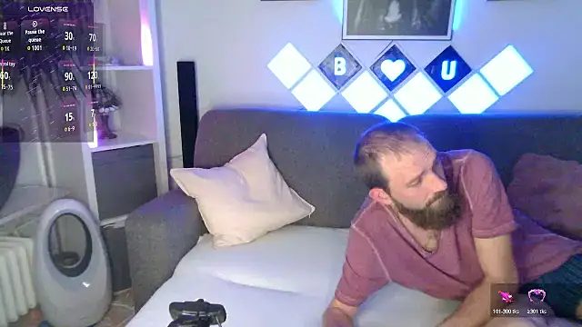 XBellaXundXUweX online show from 17, 11, 2025