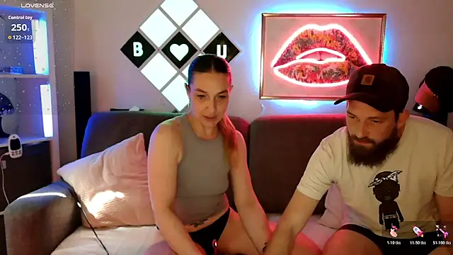 XBellaXundXUweX online show from 26, 4, 2026