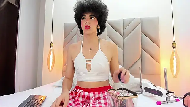 Kheyler Thompson online show from 12, 10, 2025