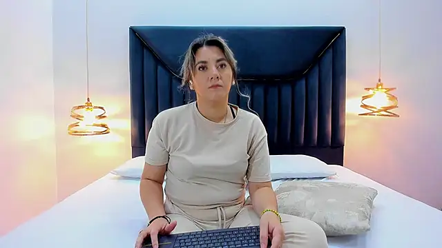 AuraEvens online show from 24, 9, 2025