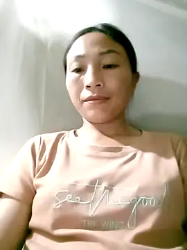 Snapshot of lucybaby00 chatting on 7, 5, 2026 lucybaby00 online show from 7, 5, 2026