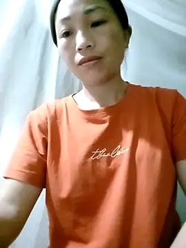 lucybaby00 online show from 16, 4, 2026