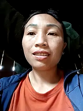 lucybaby00 online show from 2, 4, 2026