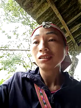 lucybaby00 online show from 14, 10, 2025