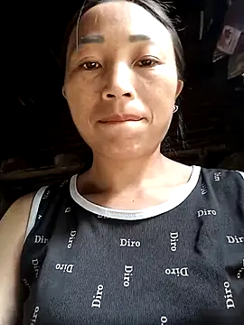 lucybaby00 online show from 10, 4, 2026