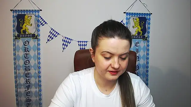 Snapshot of MavkaCute chatting on 24, 9, 2025 MavkaCute online show from 24, 9, 2025
