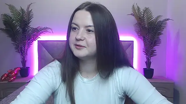 Snapshot of MavkaCute chatting on 10, 10, 2025 MavkaCute online show from 10, 10, 2025