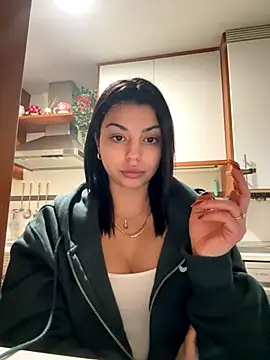 NoeliaGarcia17 online show from 22, 11, 2025
