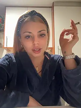 NoeliaGarcia17 online show from 6, 2, 2026