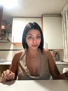 NoeliaGarcia17 online show from 28, 11, 2025