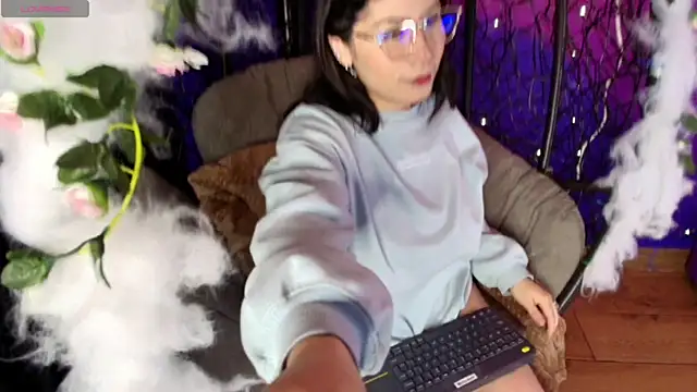 kitty malach online show from 18, 11, 2025