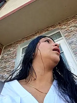 Snapshot of Eiimy_pretty chatting on 7, 11, 2025 Eiimy pretty online show from 7, 11, 2025