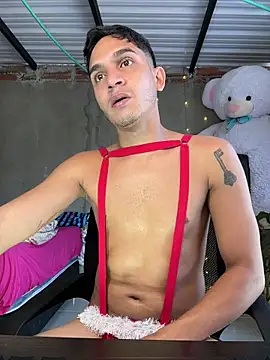 Angel latinboy online show from 12, 5, 2026