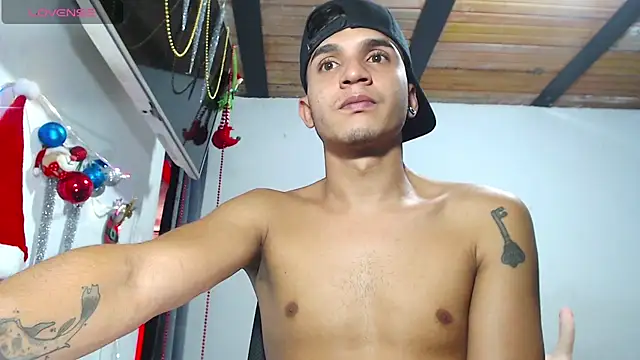 Angel latinboy online show from 26, 11, 2025