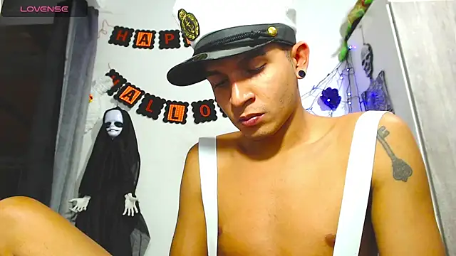 Angel latinboy online show from 15, 10, 2025