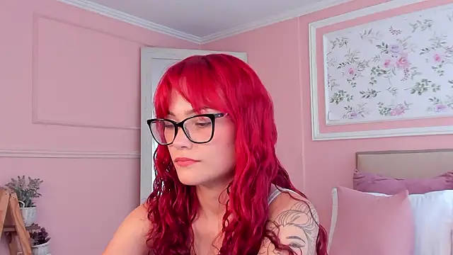 mae lyra online show from 14, 3, 2026