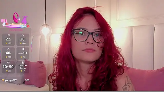 mae lyra online show from 15, 12, 2025