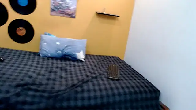 skinnyverus18 online show from 7, 3, 2026