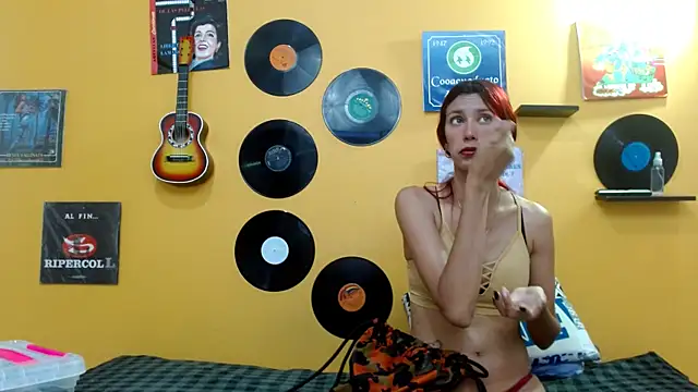 skinnyverus18 online show from 8, 11, 2025