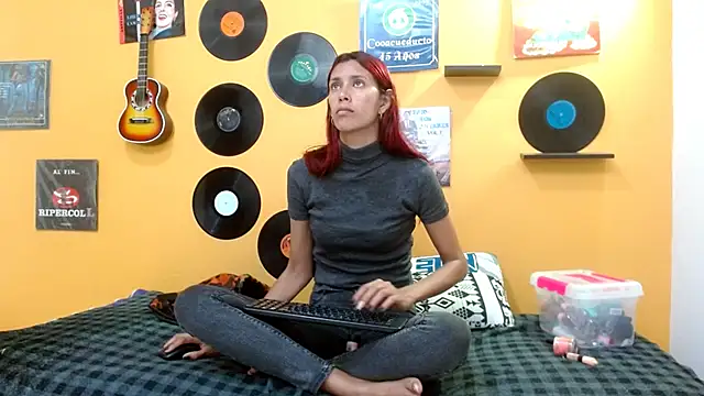 skinnyverus18 online show from 12, 11, 2025