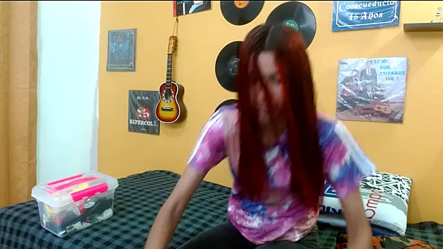 skinnyverus18 online show from 12, 10, 2025