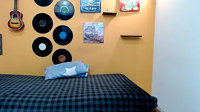 skinnyverus18 online show from 16, 2, 2026