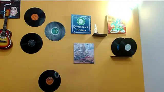 skinnyverus18 online show from 10, 1, 2026