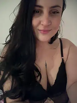 Luna Velvet s2 online show from 28, 5, 2026
