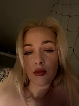 DaryaDoll online show from 17, 12, 2025