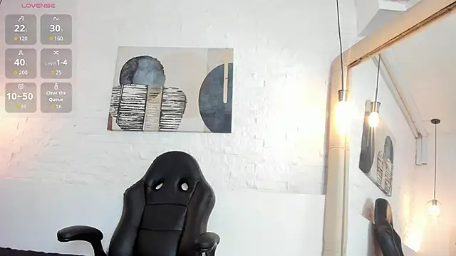 Sarah GothicGirl online show from 20, 11, 2025