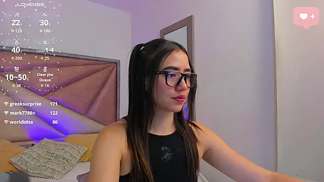 Snapshot of SaraWagner_ chatting on 26, 5, 2026 SaraWagner online show from 26, 5, 2026