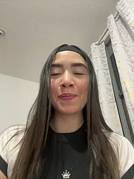 SaraWagner  online show from 2, 3, 2026