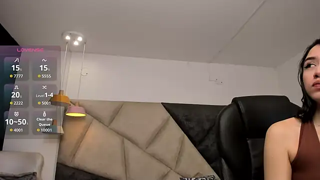 SaraWagner  online show from 24, 11, 2025