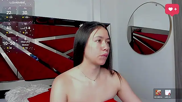 Snapshot of SaraWagner_ chatting on 12, 5, 2026 SaraWagner online show from 12, 5, 2026