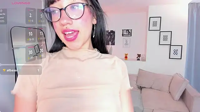 Miacorner  online show from 18, 11, 2025