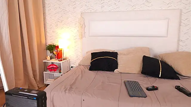 DahliaRosee online show from 28, 4, 2026