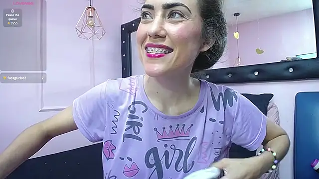 Snapshot of danna7cute chatting on 12, 6, 2026 danna7cute online show from 12, 6, 2026