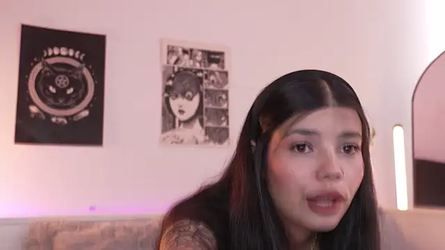 sophieee art online show from 19, 9, 2025