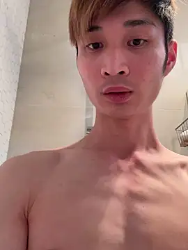 Snapshot of brucelimlee chatting on 2, 10, 2025 brucelimlee online show from 2, 10, 2025
