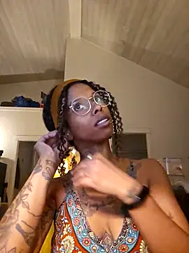 Snapshot of Jayla_Quinn chatting on 29, 11, 2025 Jayla Quinn online show from 29, 11, 2025