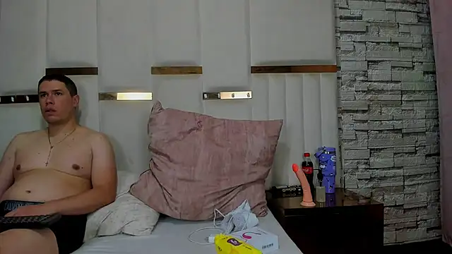 CandyandSteven online show from 14, 12, 2025