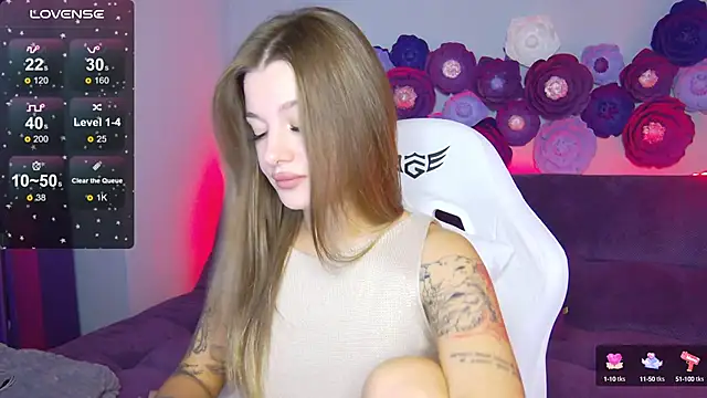LindaBrilliant online show from 3, 10, 2025